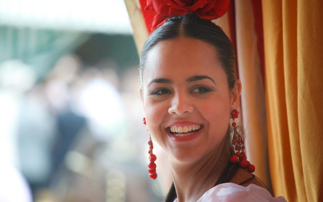 Look feria de día: conoce los maquillajes, peinados y estilismo imparables